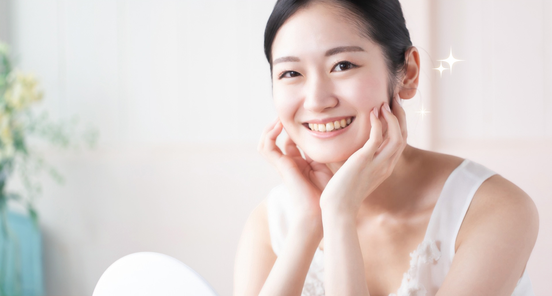 セラミック治療が35,000円（税別）院内技工所の併設で高精度を短期間でご提供。可能な限り患者様のご要望を実現します！！セラミック料金（全て税別）ジルコニアインレー（詰め物）35,000円（税別）・ジルコニアクラウン（被物）・臼歯：45,000円（税別）・前歯：50,000円（税別）